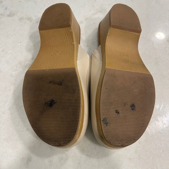 Universal Thread Cream Mules - Picture 4 of 4